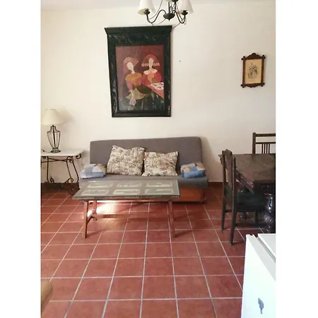 Expansive With Private Pool * Membrío