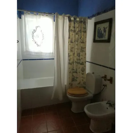 Expansive With Private Pool דירה